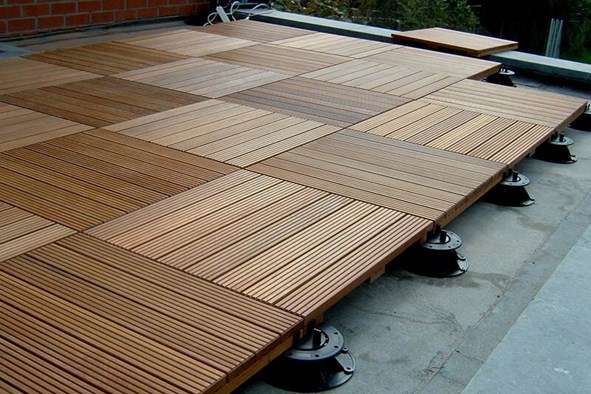 WPC DECKING TILES